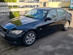 Schwarz Gebraucht 2008 BMW 320 Limousine | 2.750 € (Fairer Preis)