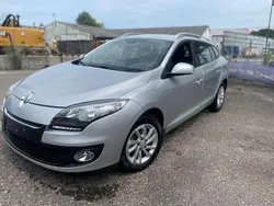 Silber Gebraucht 2013 Renault Mégane GrandTour Initiale Paris Kombi | 6.900 € (Fairer Preis)