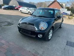 Schwarz Gebraucht 2009 Mini Cooper Kleinwagen | 4.500 € (Etwas zu teuer)