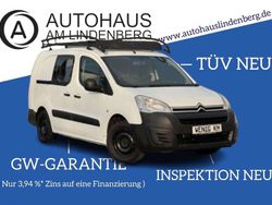 Weiß Gebraucht 2017 Citroën Berlingo Business Class Van / Kleinbus | 11.999 € (Teuer)
