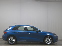 Blau Gebraucht 2021 Audi A3 Limousine | 19.580 € (Guter Preis)