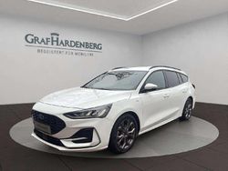 Weiß Gebraucht 2022 Ford Focus ST-Line X Kombi | 15.980 € (Fairer Preis)