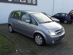 Grau Gebraucht 2004 Opel Meriva Enjoy Van / Kleinbus | 950 € (Superpreis)