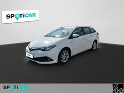 Weiß Gebraucht 2016 Toyota Auris Touring Sports Edition-S Kombi | 9.980 € (Fairer Preis)