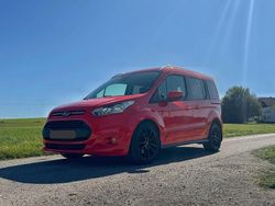 Rot Gebraucht 2017 Ford Tourneo Connect Titanium Van / Kleinbus | 15.799 € (Guter Preis)