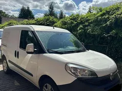 Weiß Gebraucht 2016 Fiat Doblò Van / Kleinbus | 4.200 € (Fairer Preis)