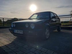 Rot Gebraucht 1990 VW Golf II Kleinwagen | 3.000 €