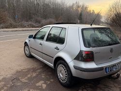 Silber Gebraucht 2001 VW Golf Comfortline Limousine | 1.699 € (Guter Preis)