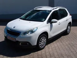 Weiß Gebraucht 2015 Peugeot 2008 Active SUV | 5.999 € (Fairer Preis)