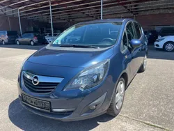 Blau Gebraucht 2011 Opel Meriva Design Edition Van / Kleinbus | 1.799 € (Superpreis)