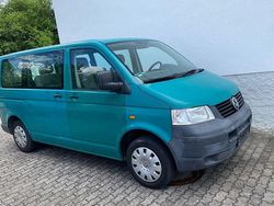 Grün Gebraucht 2007 VW T5 Van | 5.900 €