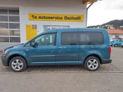 Bambusgarden green metallic Gebraucht 2017 VW Caddy Maxi Trendline Van / Kleinbus | 17.500 € (Fairer Preis)