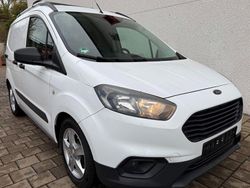 Weiß Gebraucht 2018 Ford Transit Trend Van / Kleinbus | 10.490 € (Fairer Preis)