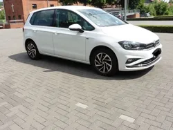 Weiß Gebraucht 2018 VW Golf Sportsvan Join Van / Kleinbus | 13.500 € (Guter Preis)