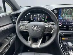 Weiss Gebraucht 2024 Lexus NX450h+ E-FOUR F-Sport SUV | 59.980 € (Guter Preis)