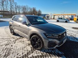 Grau Gebraucht 2020 VW Touareg R-line SUV | 44.500 € (Fairer Preis)