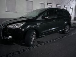 Schwarz Gebraucht 2015 Ford Kuga SYNC Edition SUV | 12.800 € (Fairer Preis)