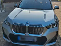 Grau Gebraucht 2025 BMW iX1 M Sport SUV | 49.850 € (Etwas zu teuer)