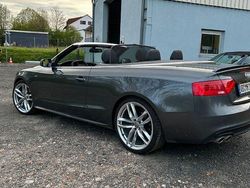 Grau Gebraucht 2016 Audi A5 Cabriolet S-Line Cabrio | 19.500 € (Etwas zu teuer)