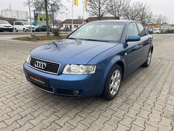 Blau Gebraucht 2004 Audi A4 Limousine | 2.450 € (Teuer)
