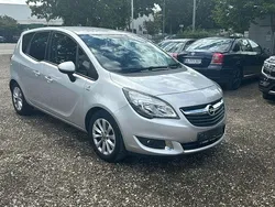 Silber Gebraucht 2016 Opel Meriva drive Van / Kleinbus | 7.870 € (Fairer Preis)