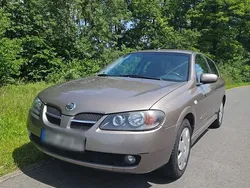 Braun Gebraucht 2005 Nissan Almera Kleinwagen | 1.650 €