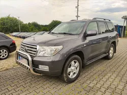 Grau Gebraucht 2010 Toyota Land Cruiser SUV | 30.500 €