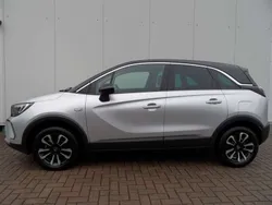 Kristallsilber / dach schwarz Gebraucht 2023 Opel Crossland X Elegance SUV | 20.900 € (Fairer Preis)