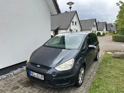 Grau Gebraucht 2006 Ford S-MAX Ambiente Van / Kleinbus | 1.500 € (Fairer Preis)
