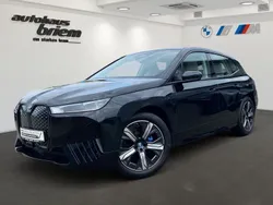 Saphirschwarz Gebraucht 2024 BMW iX Sport Line SUV | 55.500 € (Superpreis)
