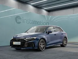 Blau Gebraucht 2024 Audi RS3 Sportback Sport Kleinwagen | 70.402 €
