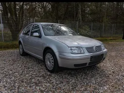Silber Gebraucht 2003 VW Bora Comfortline Limousine | 999 € (Guter Preis)
