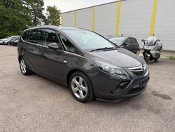 Grau Gebraucht 2014 Opel Zafira Tourer Innovation Van / Kleinbus | 9.999 € (Fairer Preis)