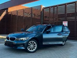 Grau Gebraucht 2021 BMW 320 Sport Line Kombi | 19.990 € (Fairer Preis)