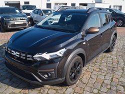 Schwarz Gebraucht 2024 Dacia Sandero Stepway Kleinwagen | 18.390 € (Fairer Preis)