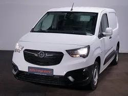 Weiß Gebraucht 2020 Opel Combo Edition Van / Kleinbus | 9.998 € (Superpreis)