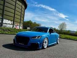 Gelb Gebraucht 2018 Audi TT RS Ambiente Coupé | 64.900 €