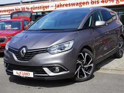 Grau Gebraucht 2018 Renault Grand Scénic IV Bose Edition Van / Kleinbus | 17.950 € (Fairer Preis)