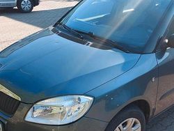 Grau Gebraucht 2009 Skoda Fabia Kombi | 2.000 € (Guter Preis)