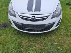Weiß Gebraucht 2013 Opel Corsa Kleinwagen | 3.900 € (Fairer Preis)