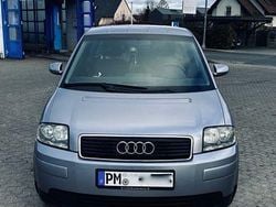 Silber Gebraucht 2005 Audi A2 Ambiente Kleinwagen | 3.000 € (Guter Preis)