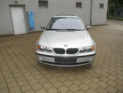 Silber Gebraucht 2002 BMW 318 Limousine | 2.999 € (Guter Preis)