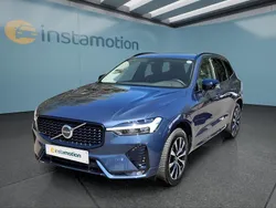 Blau Gebraucht 2024 Volvo XC60 Plus SUV | 49.549 € (Fairer Preis)