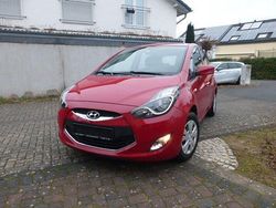 Rot Gebraucht 2015 Hyundai ix20 Kleinwagen | 4.590 € (Fairer Preis)