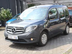 Grau Gebraucht 2018 Mercedes Citan 109 Kombi | 13.990 € (Etwas zu teuer)