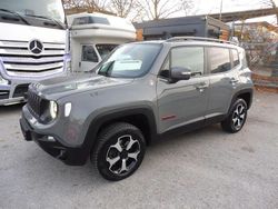 Grau Gebraucht 2020 Jeep Renegade Trailhawk SUV | 16.900 € (Fairer Preis)