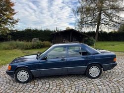 Blau Gebraucht 1989 Mercedes 190 Limousine | 10.999 €
