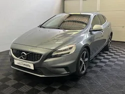 Grau Gebraucht 2018 Volvo V40 R-Design Kombi | 17.970 € (Fairer Preis)