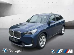 Blau Gebraucht 2024 BMW iX1 Performance SUV | 49.089 € (Teuer)