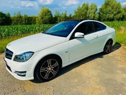 Weiß Gebraucht 2015 Mercedes C180 Coupé | 15.900 €